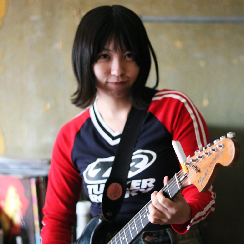 商品番号:121<br>Tunerette<br>Clip-On Guitar Tuner <br>Rock Your Tune in Style!<br>¥6,980(税/送料込) 7